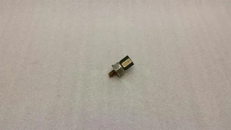 Jaguar XJ X350 fuel pressure sensor 55pp04-01 high pressure accumulator