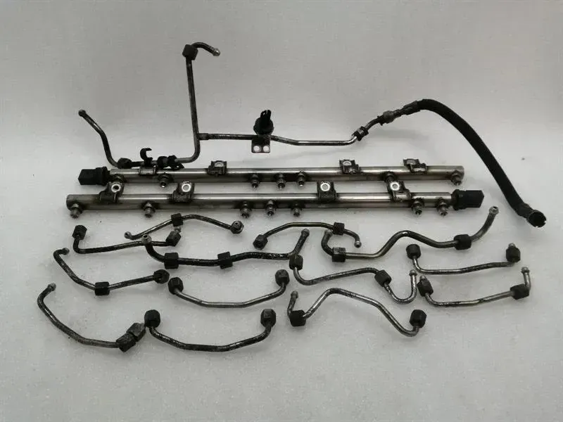 Rolls Royce Ghost Series II 2 Fuel Line SET 13538648630 Fuel Line SET