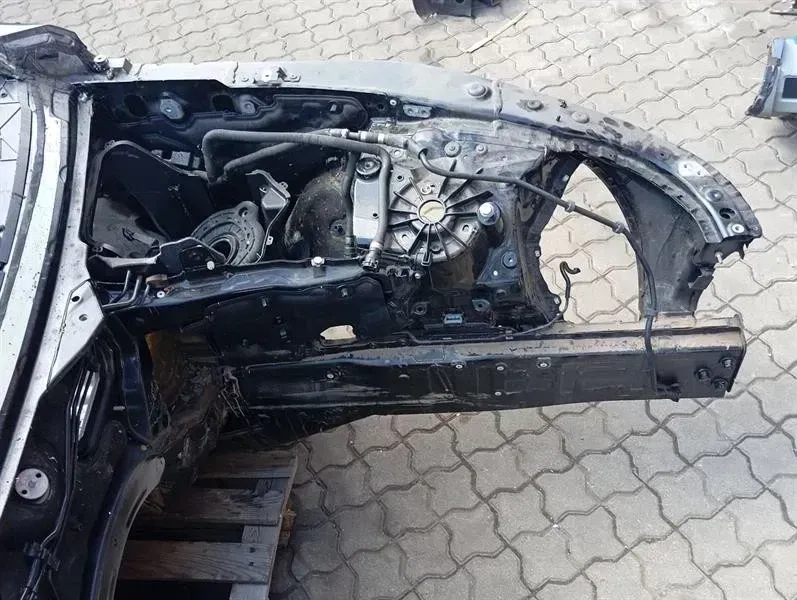 Rolls Royce Wraith RR5 Coupe Left Front Chassis Leg 41107242825 Left Wheel Arch