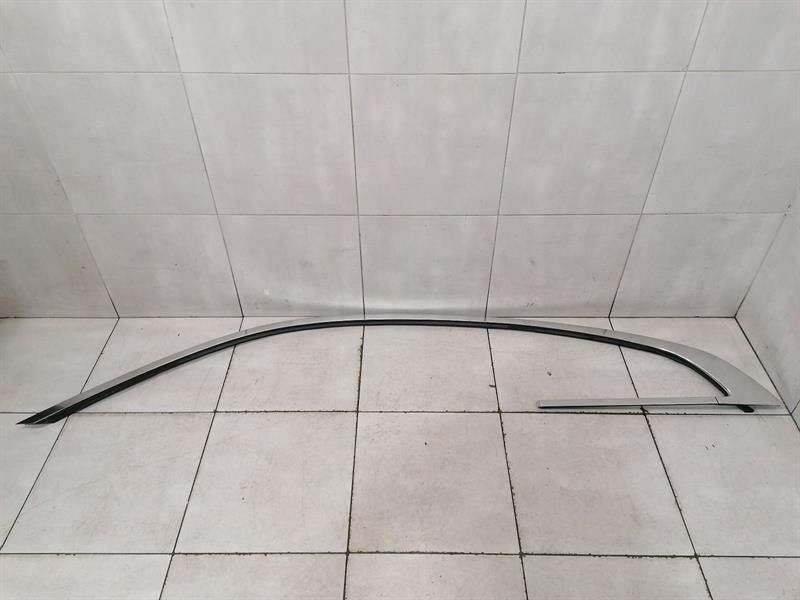 Rolls Royce Wraith RR5 COUPE Body Moulding 51137412435 Left Bar Left
