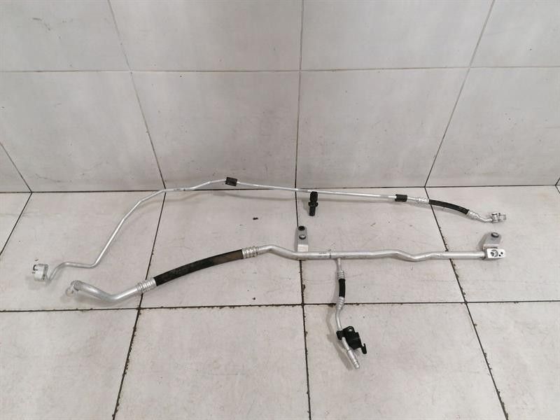 Rolls Royce Wraith RR5 Coupe A/C Pipe 9168375 Air Conditioning AC