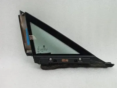 Rolls Royce Wraith RR5 prawy przód 1/4 szyba 51337420640 panel drzwi 1/4 przód re