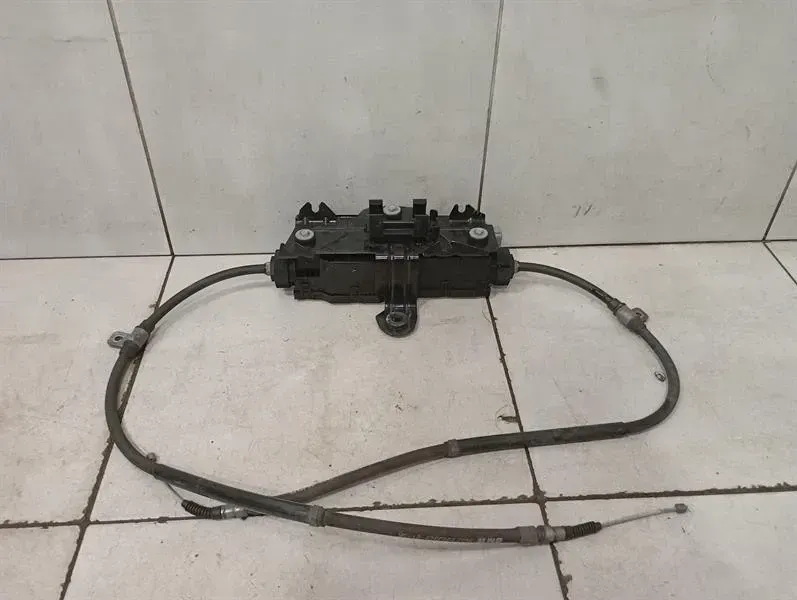 Rolls Royce Wraith RR5 COUPE PBM Park Brake Motor 34436882650 Parking Brake Motor