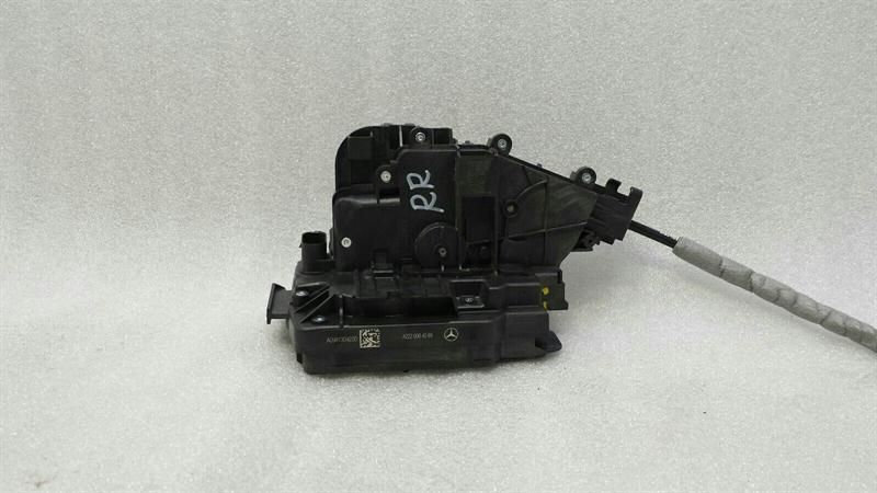 Mercedes C Class W205 RRH Door Lock A0997304200 Door Lock Rear Right