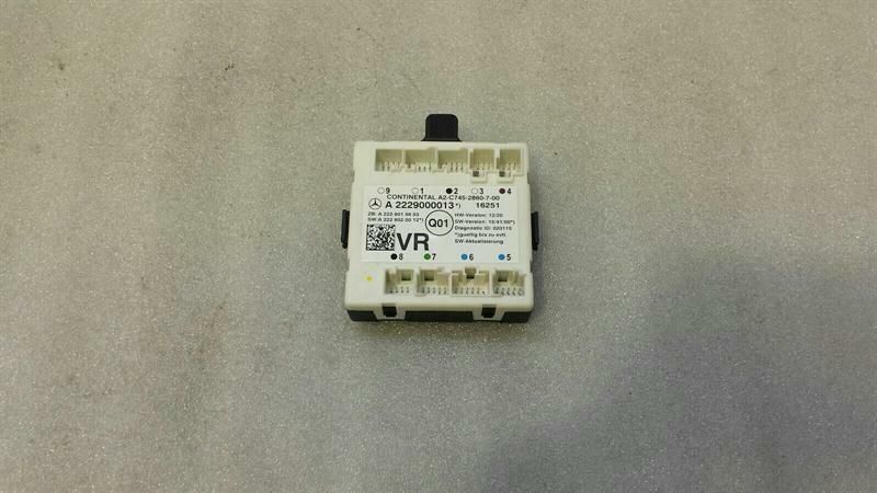 Mercedes C Class W205 FRH Door Module A2229000013 Door Control Unit Front Right