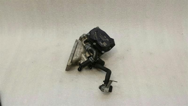 Volkswagen Golf GTD 5G Throttle Body 04L128063N Throttle Body 2.0 TDI