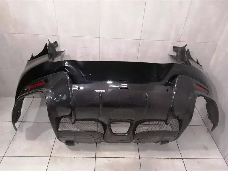 Ferrari Purosangue F175 rear bumper 985958029 rear bumper carbon