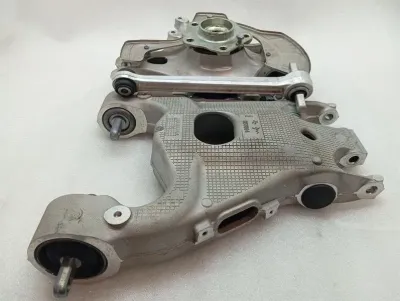 Ferrari Purosangue F175 Left Rear Hub 800828 Wheel Bearing Housing Rear Left