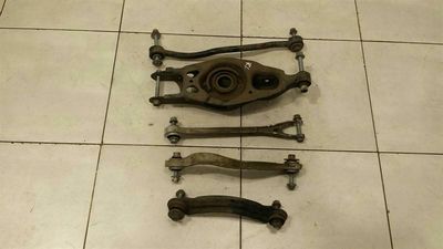 Dodge Challenger SRT8 Left Rear Wishbone 68226529AB Rear Left Wishbone Set