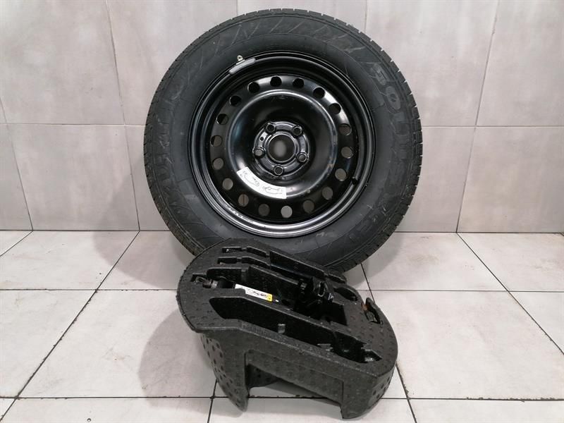 JEEP GRAND CHEROKEE WW2 SRT8 68051967AC Jack 245/65/18 Spare Wheel
