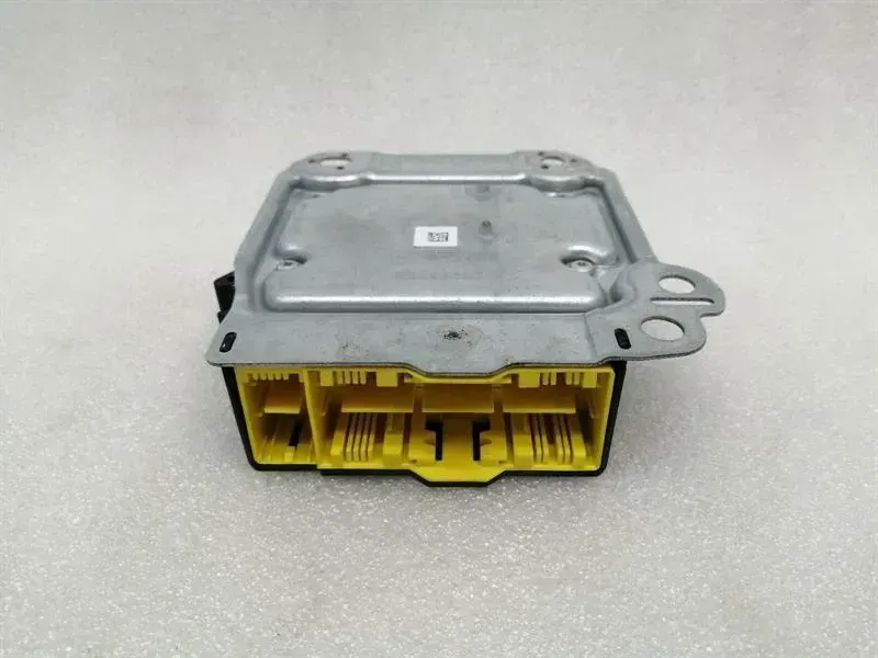 Jeep Grand Cherokee WW2 MK4 Safety Module ECU 68250907AB Air Control Unit SRS