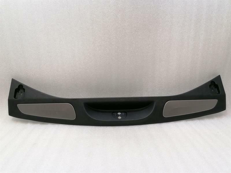 JEEP GRAND CHEROKEE WK2 MK4 Bootlid Cover 1NR39DX9AG Trim Loading Edge
