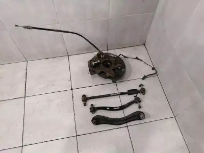 JEEP GRAND CHEROKEE WK2 MK4 aizmugurējā rumba 04877113AC riteņa gultņa korpuss aizmugurē pa kreisi