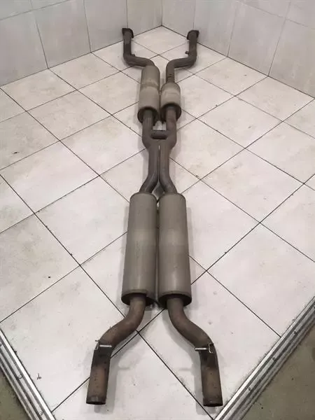 Rolls Royce Phantom MK7 Exhaust Pipe Resonator 18307646965 Exhaust Pipe