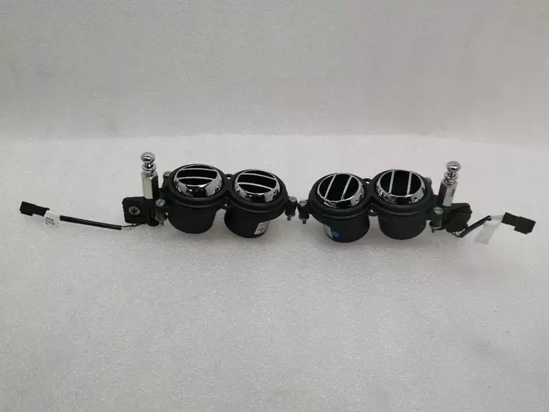 Rolls Royce Phantom MK7 B Post Air vent set 6950470 ventilation nozzle B column set