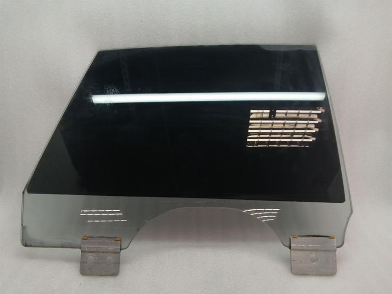 ROLLS ROYCE PHANTOM MK7 RRH Door Glass 51357167614 Door Window Rear Right