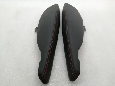 Ferrari FF F151 Armrest Rear 1/4 82844412 Center Armrest Armrest Rear 1/4