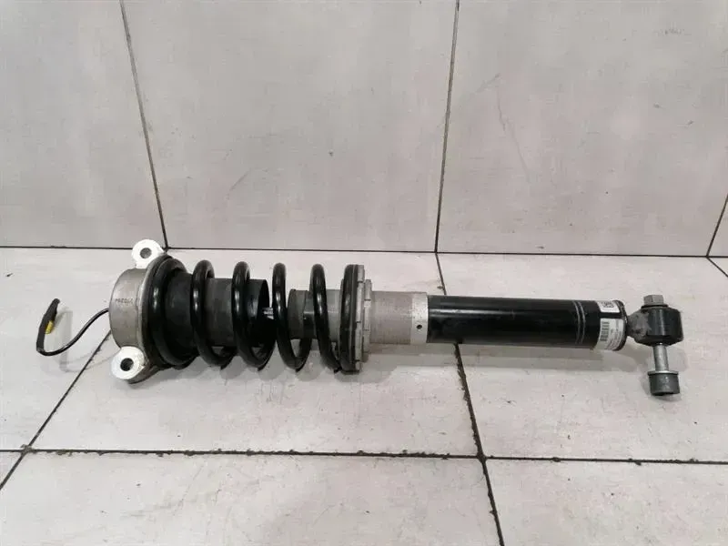 Ferrari F12 Berlinetta F152 Shock Absorber Front 280588 Shock Absorber Front Right