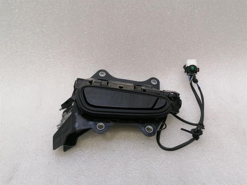 Ferrari Purosangue F175 door handle 868974 front right door handle front right