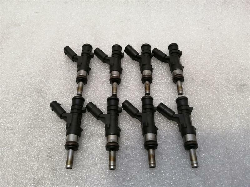 Mercedes C63 AMG M156 W204 Injector Set of 8 A1560780023 Injection Nozzle Set