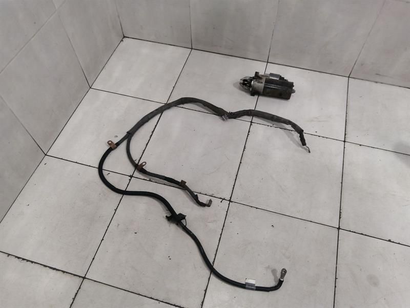 Mercedes C63 AMG W204 starter engine A0061516501 starter