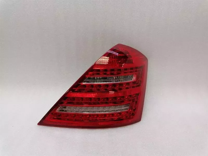 Mercedes S-class W221 Right Rear Light A2218201464 Rear Tail Light Re MOP