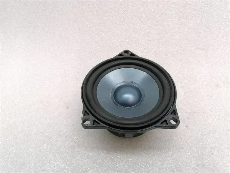 Mercedes S-Class W221 Speaker A2218202302 Speaker Harman Kardon L7