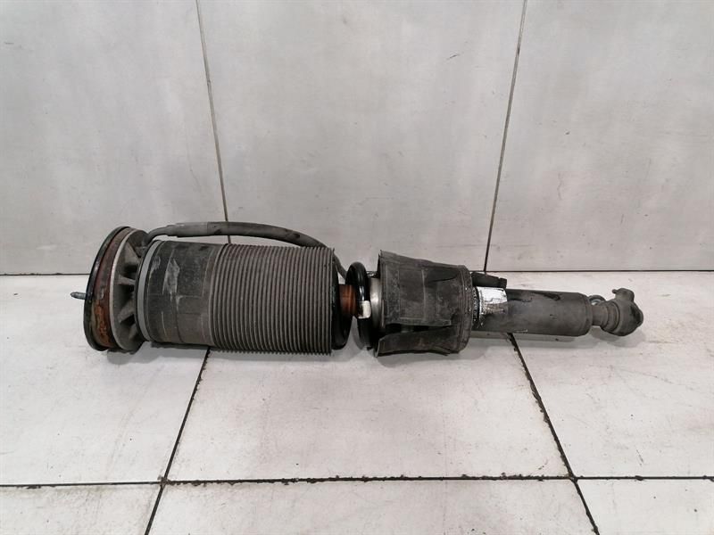 Mercedes S63 AMG W221 Shock Absorber A2213208313 Shock Absorber Front Li LEFT M156