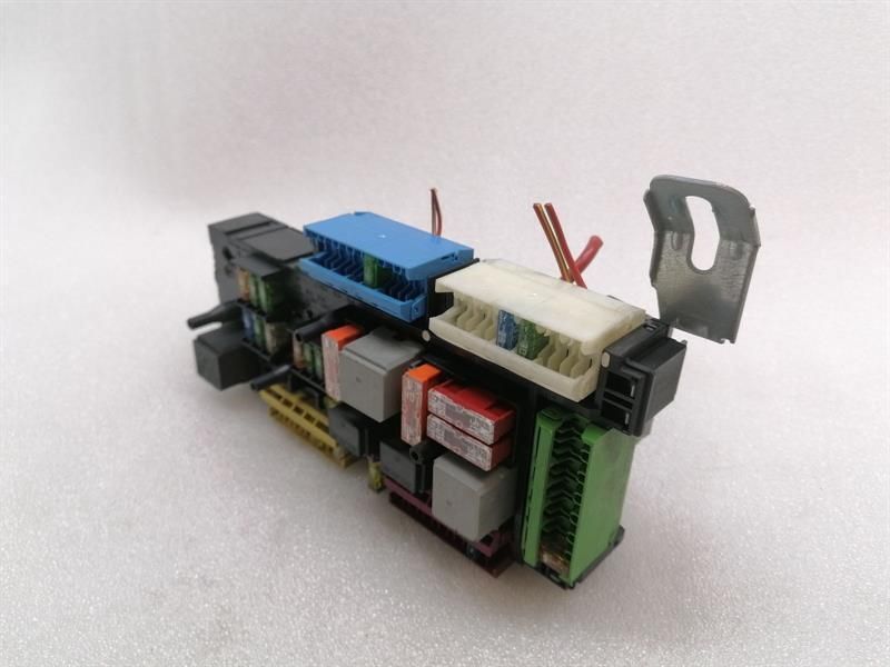 Mercedes C Class W204 Fuse Box A2049060105 Fuse Box SAM