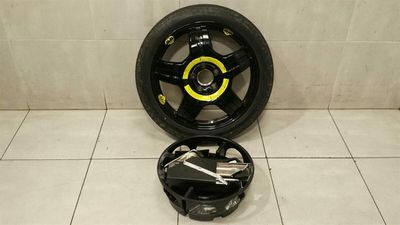 Mercedes C63 AMG W204 A2044000902 domkrats rezerves avārijas ritenis rezerves ritenis 3,5 Wx18 ET20
