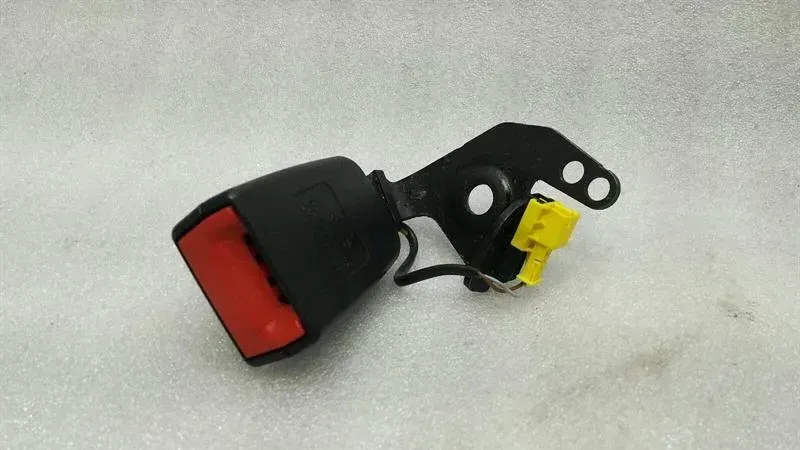 Mercedes C Class W204 Belt Buckle A2048602569 Belt Buckle Rear Left