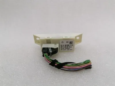 Mercedes C W204 Headlight Electronic Module A1669007101 Headlight Control Unit
