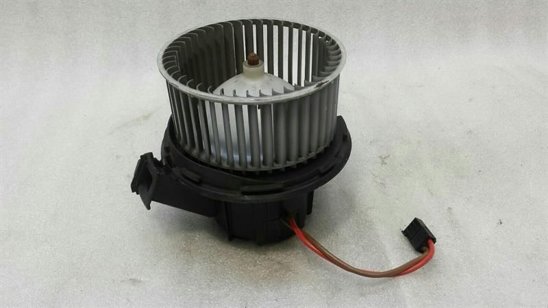 Mercedes C Class W204 RHD Heater Blower A2128200808 RIGHT HANDLE.