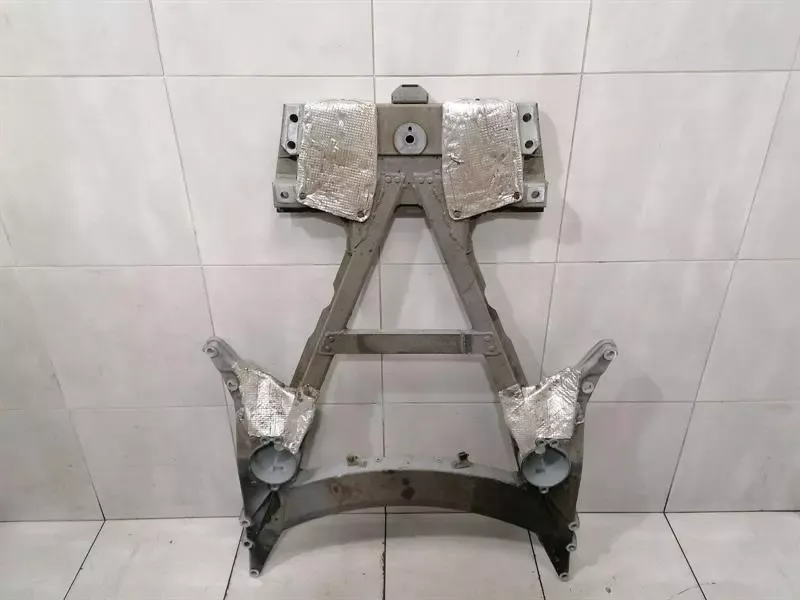 Ferrari GTC4 Lusso F151M Beam Subframe Front 985265529 Front Axle Carrier