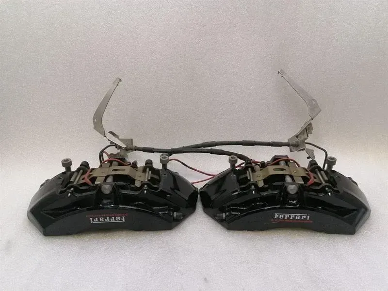 Ferrari GTC4 Lusso F151M brake caliper 315561 front set brake caliper front set