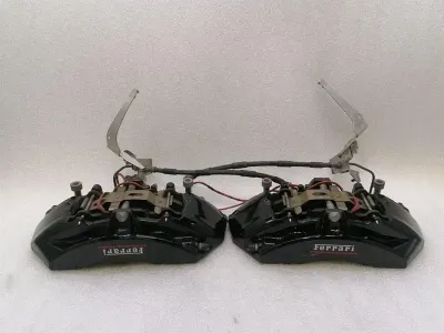 Ferrari GTC4 Lusso F151M Bremssattel 315561 vorne Satz Bremssattel vorne Satz