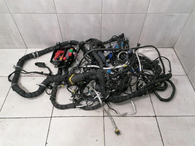 Ferrari GTC4 Lusso F151M Wiring Loom 874470 Main RHD Front Part Wiring Harness RHD