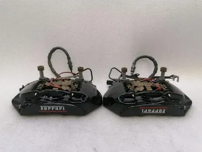 Ferrari GTC4 Lusso F151M спирачен апарат 315579 заден комплект спирачен апарат заден комплект