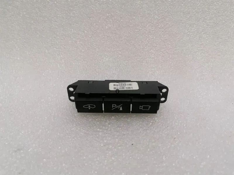 Ferrari GTC4 Lusso F151M Switch 319568 Switch Camera Lift System C