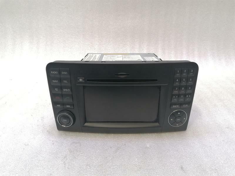 US MERCEDES ML MOP LIFT W164 Navigation Monitor A1649007301 Sat Nav COMAND X164