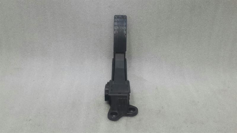 Mercedes R Class W251 Throttle Pedal (Electrical) A1643000104 Throttle Pedal