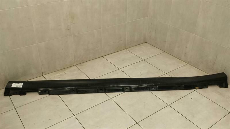 Mercedes R Class W251 AMG LWB LONG LONG side skirt A2516980454 side sills R