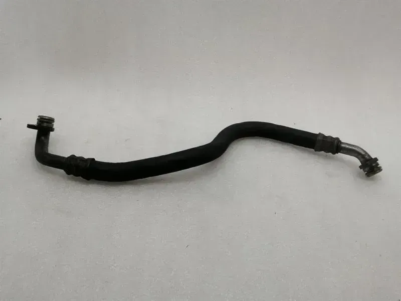 Mercedes S-Class W221 Oil Cooling Pipe A2215001972 Hose