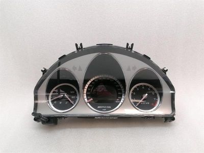 Mercedes C63 AMG V8 W204 Instrument Cluster A2045404647 Speedometer M156 MPH UK