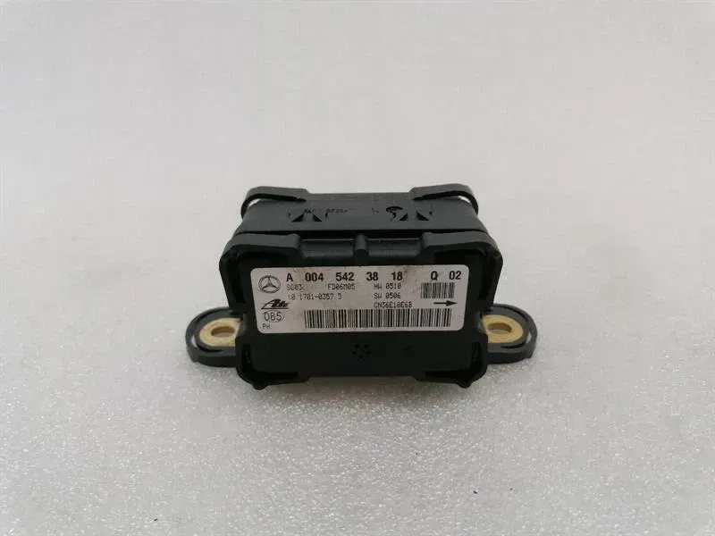 Mercedes ML W164 Yaw Rate A0045423818 Rotary Rate Sensor