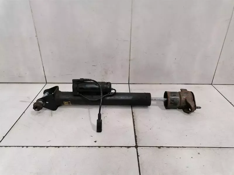 Mercedes ML W164 Shock Absorber Rear A1643200831 Shock Absorber Rear RH