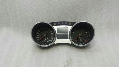 Mercedes ML63 AMG W164 Instrument Cluster A1645408948 Speedometer MPH M156
