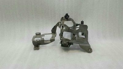 Mercedes ML63 W164 Oil Cooler Radiator Bracket A1645001631 Holder Carrier AMG