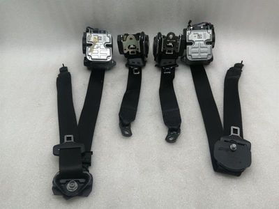 Mercedes CLS W219 Sicherheitsgurt Set A2118605786 Sicherheitsgurt Gurtsatz