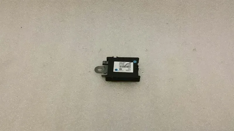 Mercedes ML W164 aerial / antenna A1648201689 antenna